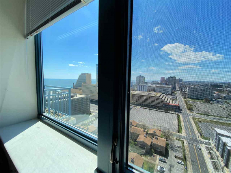 526 Pacific, Atlantic City, New Jersey 08401, 2 Bedrooms Bedrooms, 6 Rooms Rooms,2 BathroomsBathrooms,Condominium,For Sale,Pacific,544348